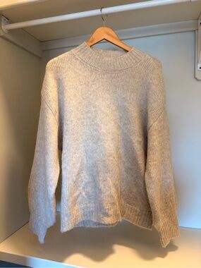Z Supply Neutral Cream Knit Crew Neck Sweater